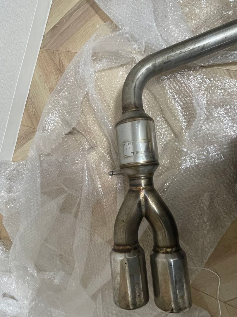 ちしたににしたち　ハリアー60 trdマフラー