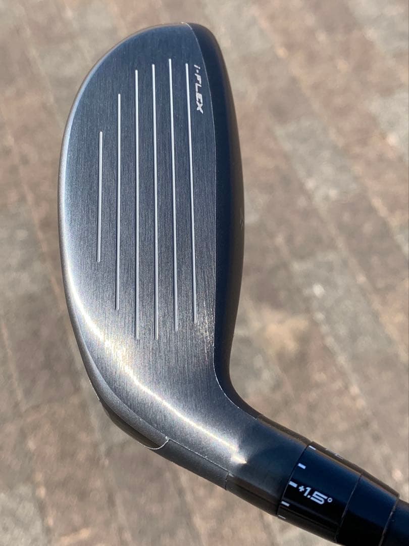 【未使用に近い】SRIXON ZXi ハイブリッド　UT4/22° ヘッドカバー