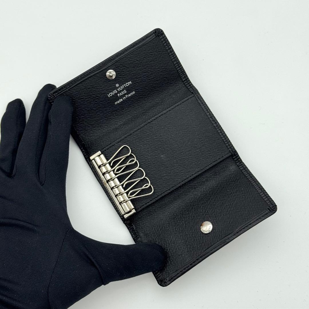 ヴィトン エピ ミュルティクレ6 6連 キーケース 黒 ブラック