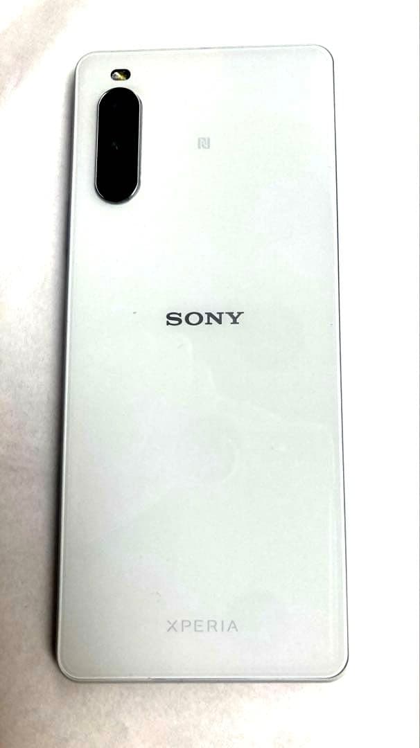 SONY Xperia XIIIホワイト 本体　A102SO