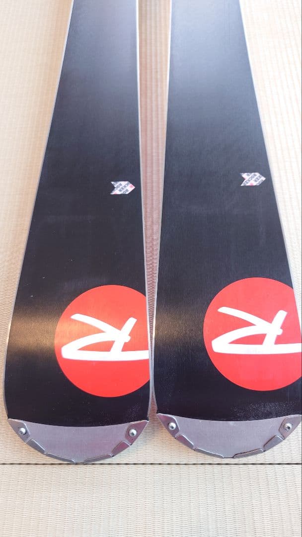 美品 ロシニョール板 HERO ST