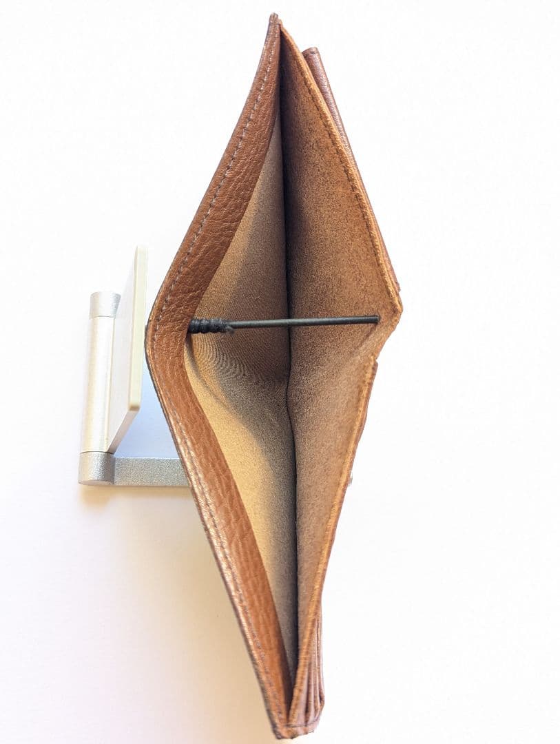 イルビゾンテ 2つ折りコンパクト カモフラ 迷彩 希少 美品 完売品 男女兼用