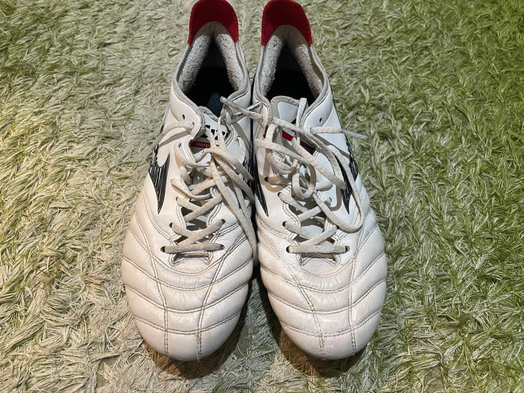 ミズノ　モレリアネオ3Japan 24cm