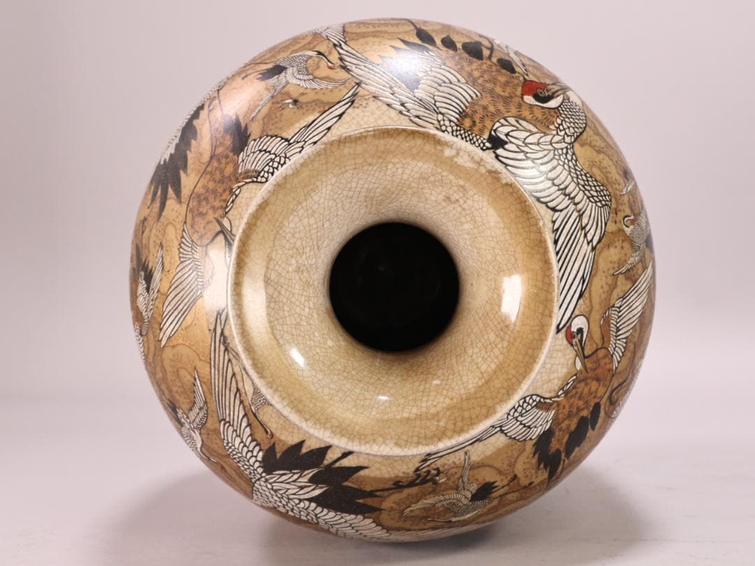 Yuki_Tanaka　BK213 薩摩焼　金彩色絵 郡鶴雲文　花瓶