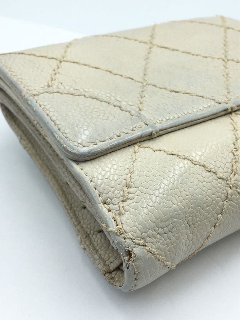 シャネル　CHANEL キャビアスキン　財布