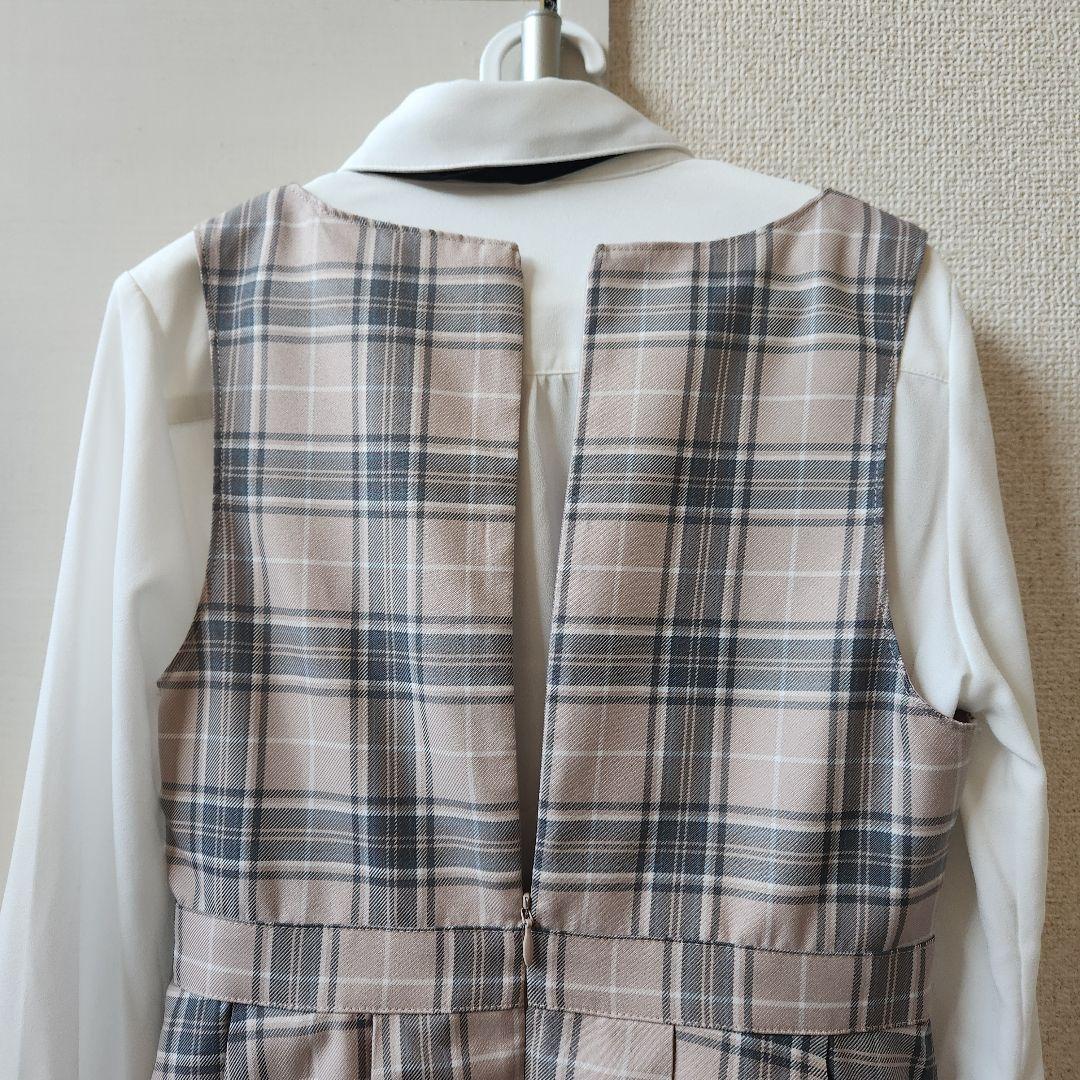 ぽんきちレピピアルマリオ　卒服　2023 ピンクベージュS、Mサイズ靴つき