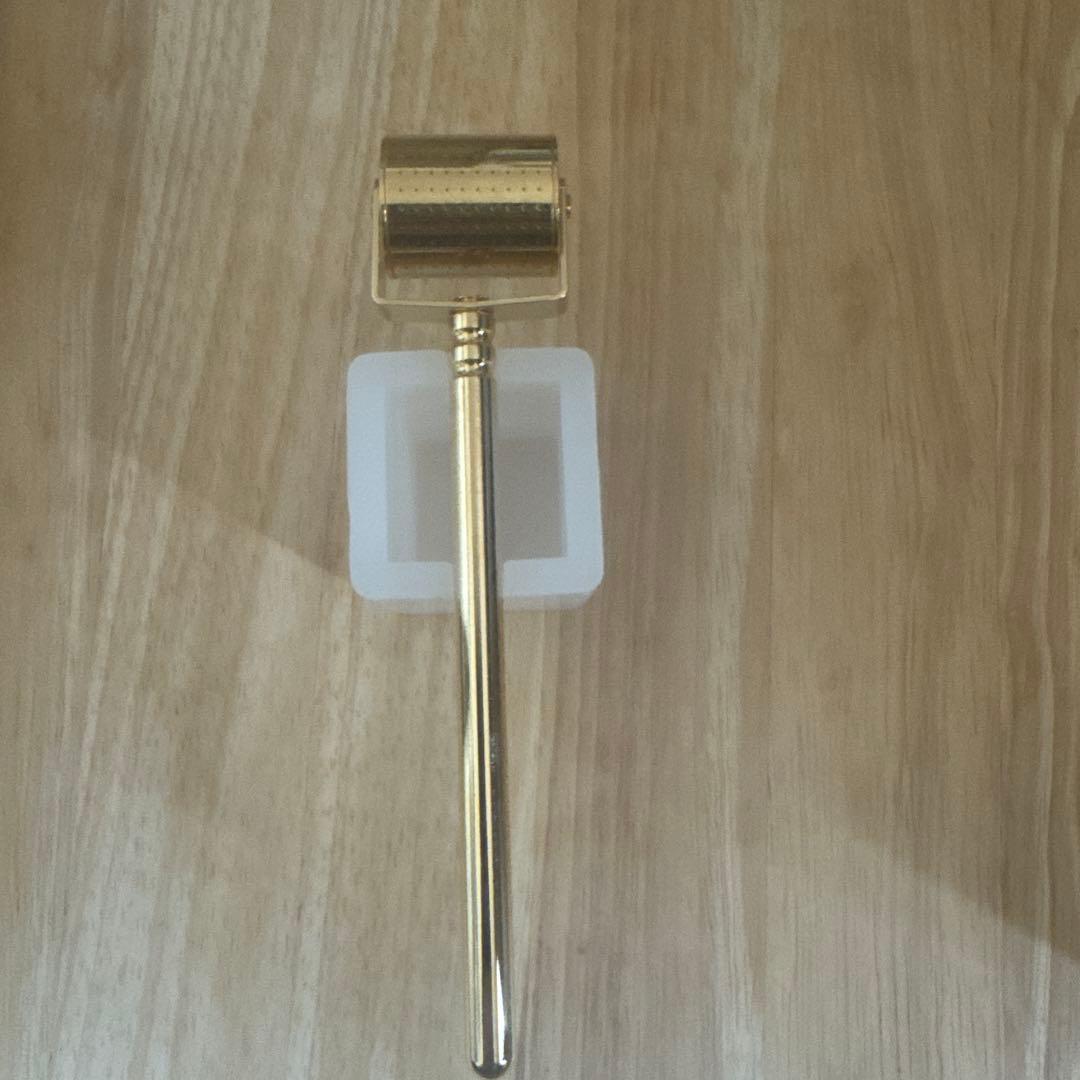 ENVIRON Focus Skin Tech+ ゴールドコスメティックローラー