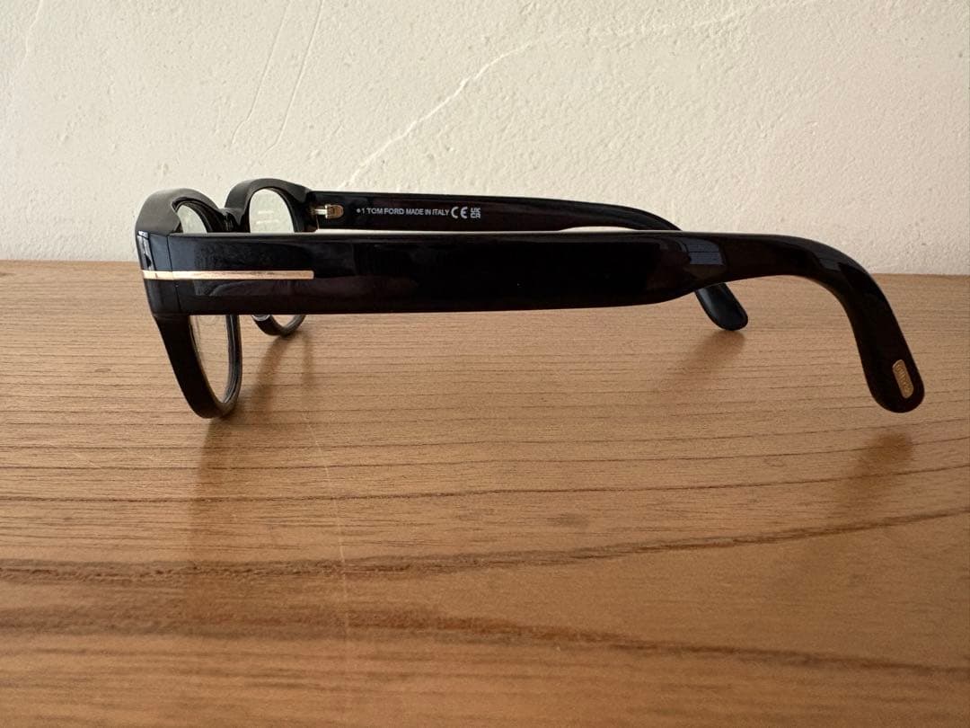 トムフォード　メガネ　TF5861