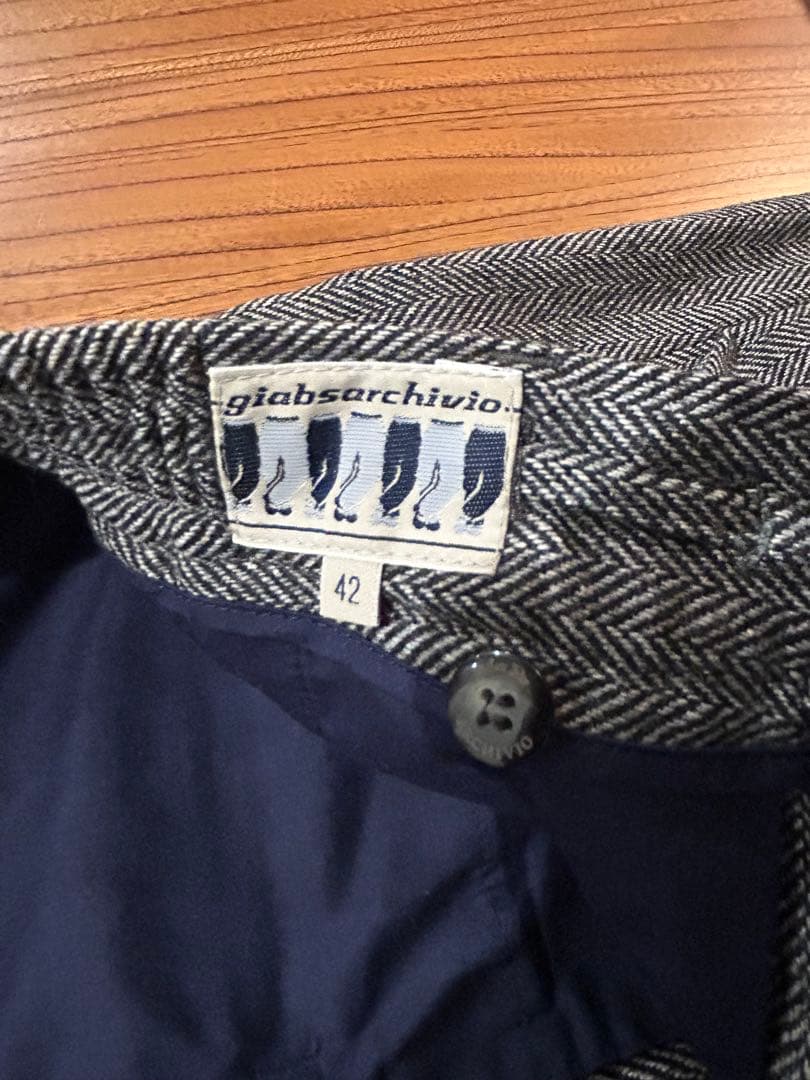 ジャブスアルキヴィオ　ウール グレー スラックス