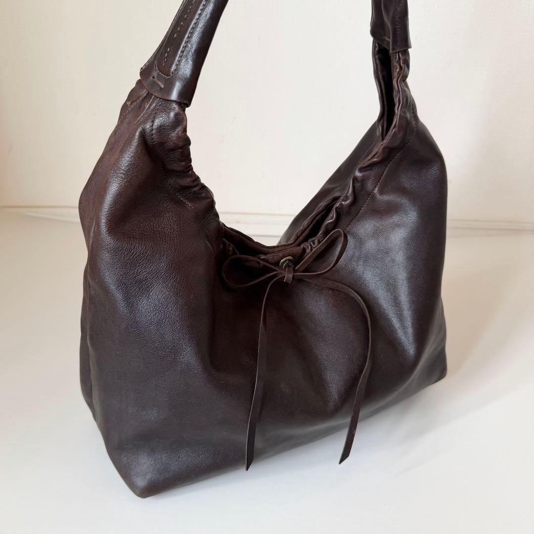 イルビゾンテ ショルダーバッグ リボン ギャザー ダークブラウン 本革