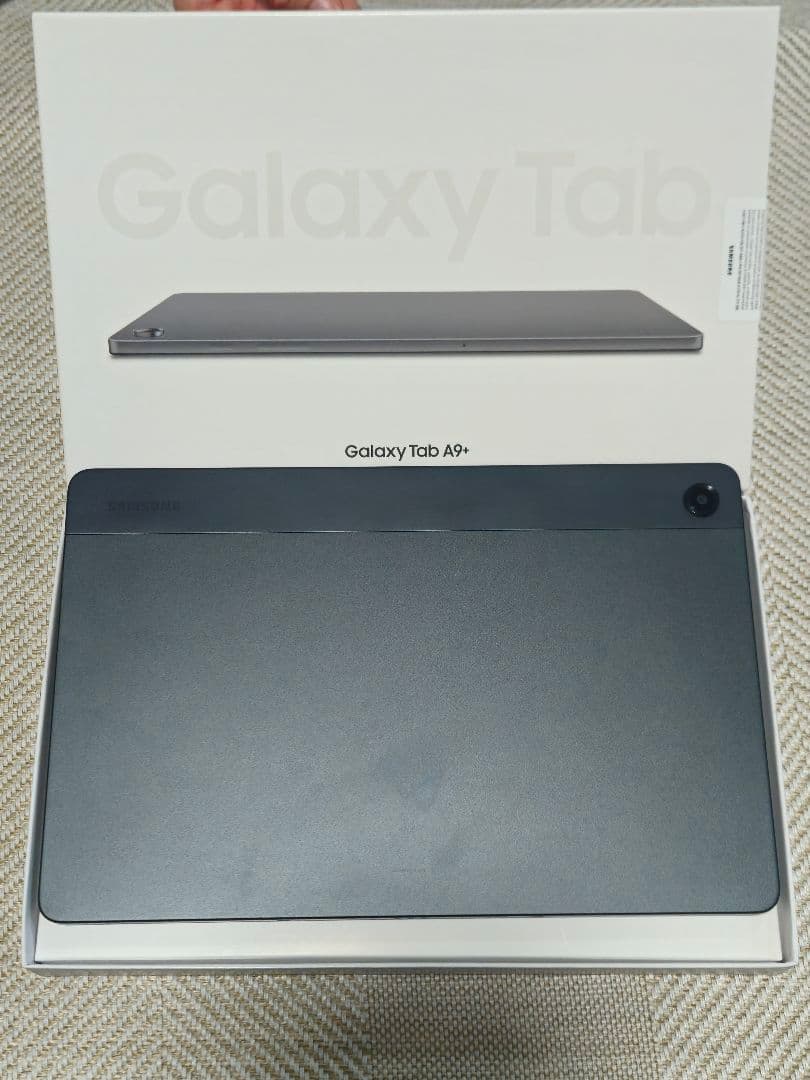 【極美品】Samsung Galaxy Tab A9+ ケース付き