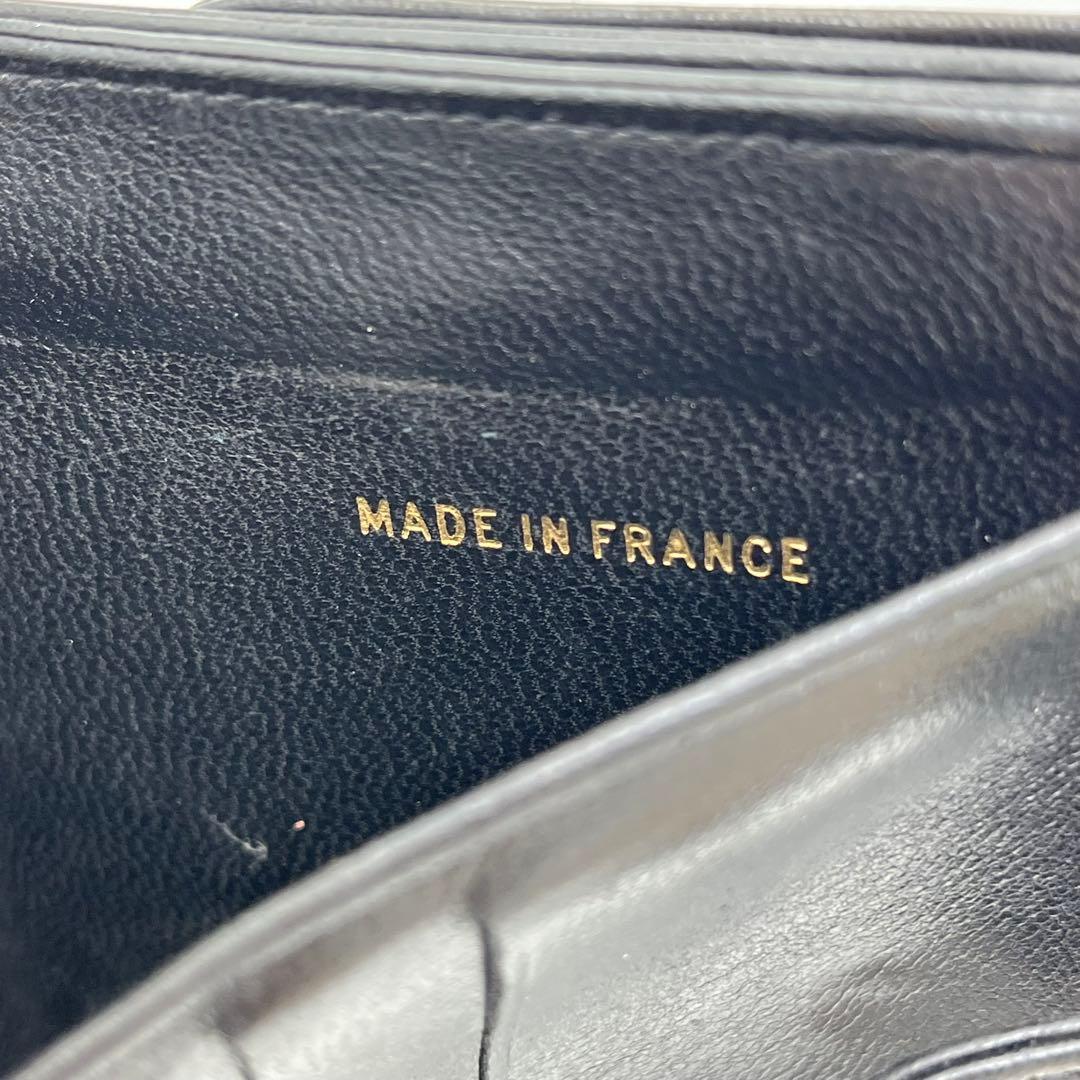 CHANEL 二つ折り財布 デカココマーク ロゴ入り 黒 ギャランティカード付き