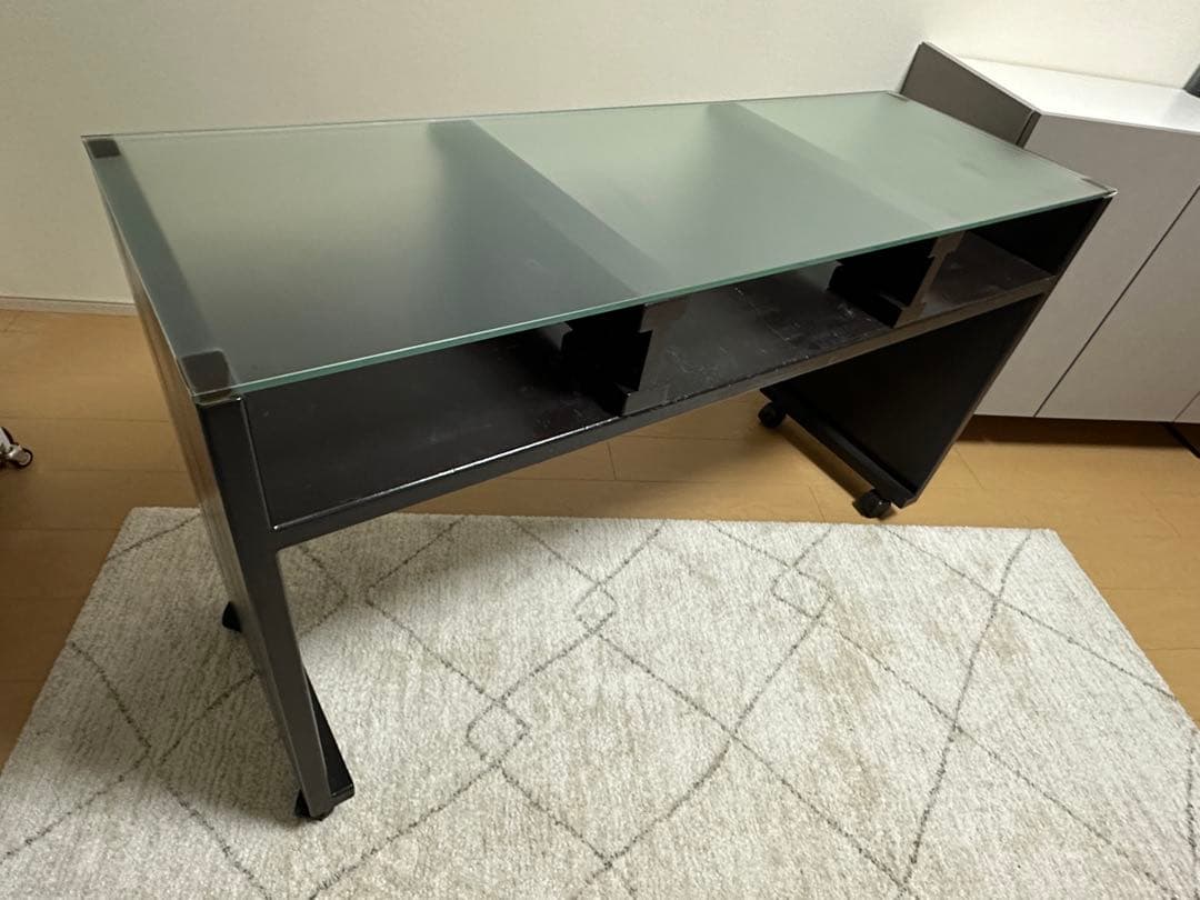 バム フルオーダーテーブル ガラス天板 天板新品 パソコン ネイルデスク