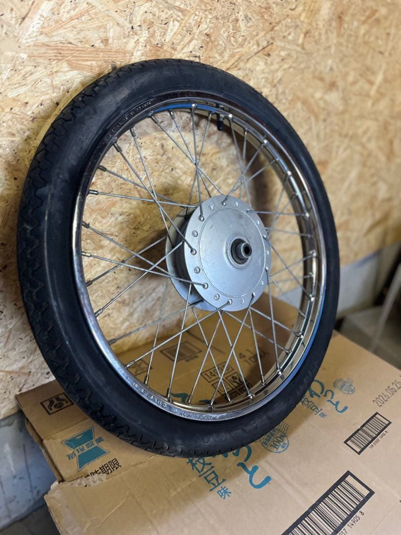 ホンダ　スーパーカブ50 c50取り外し　AA01 フロントホイール　良品
