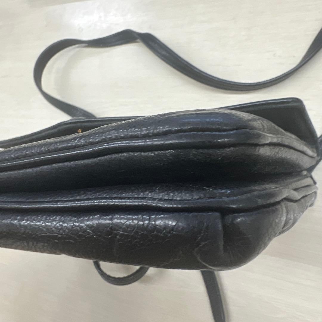 Louis Vuitton ブラックショルダーバッグ　アンプラント