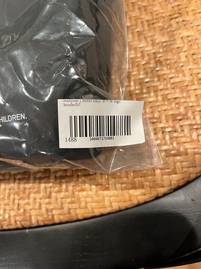 everyone j.30000 tokyo ホール logo hoodie