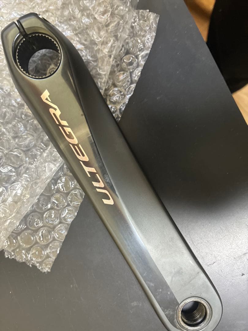 シマノ ULTEGRAクランクセット(170mm、50-34T) FC-6800