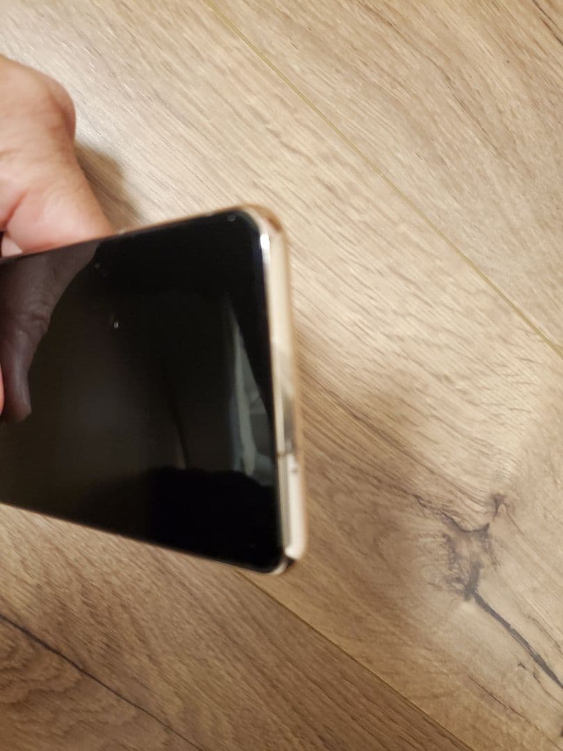 Samsung Galaxy S21 本体　SIMフリー