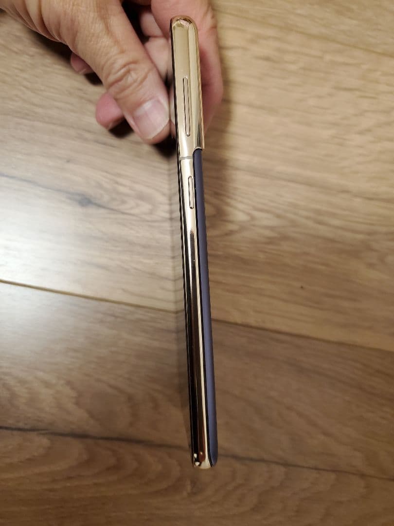 Samsung Galaxy S21 本体　SIMフリー