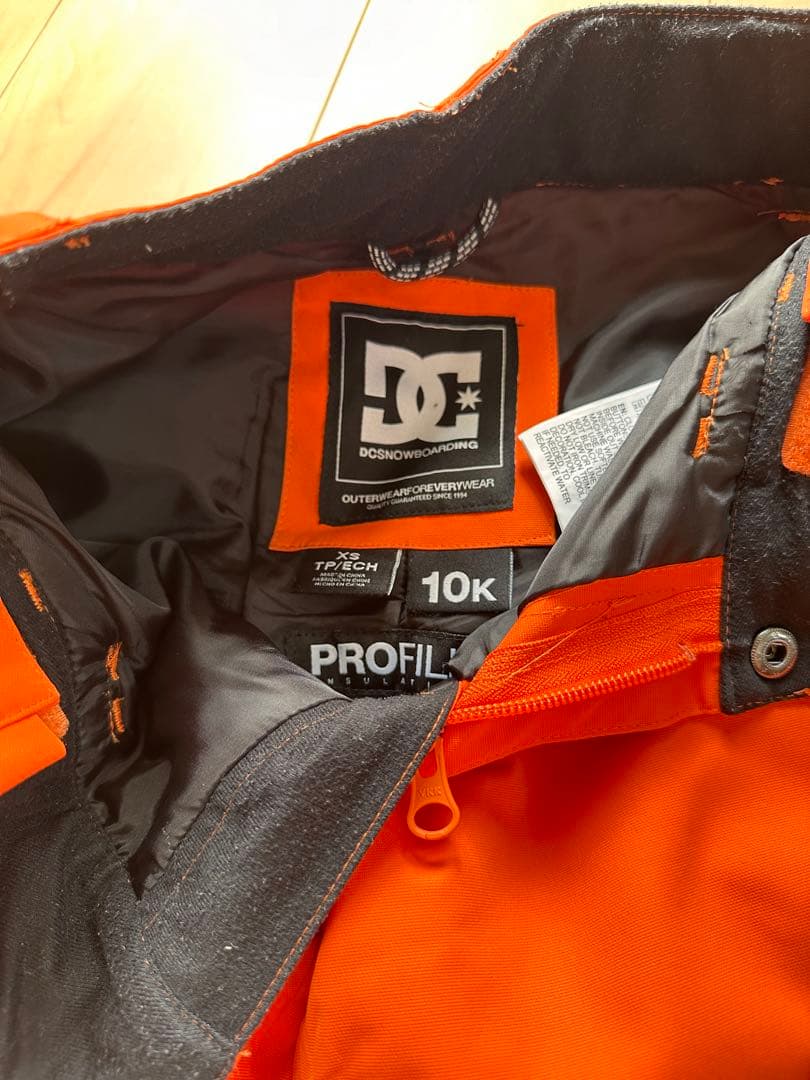 QUICKSILVER 6-7/DC XSスノーボードウェア　120㌢くらい