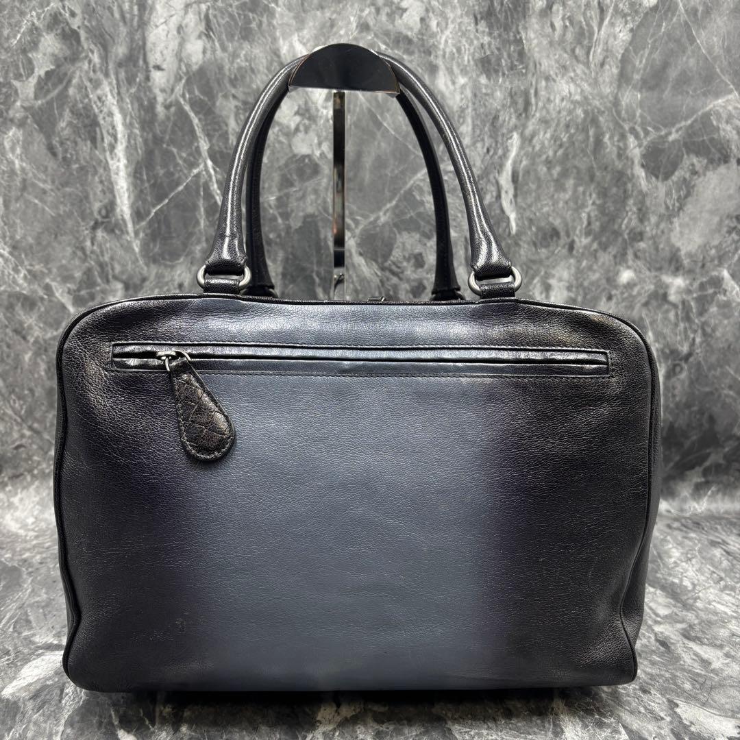 日本のヤシの木 ✨ボッテガヴェネタ　ミニボストンバッグ　グラデーション