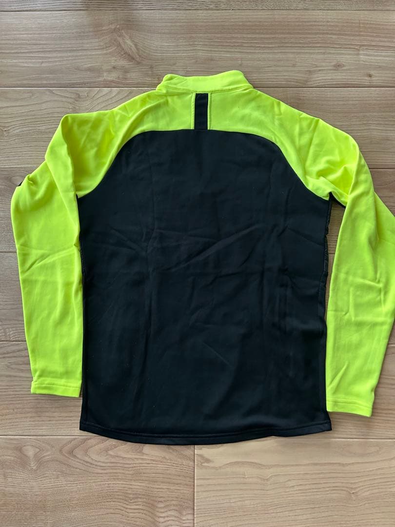 Nike 長袖トップスとパンツ セット