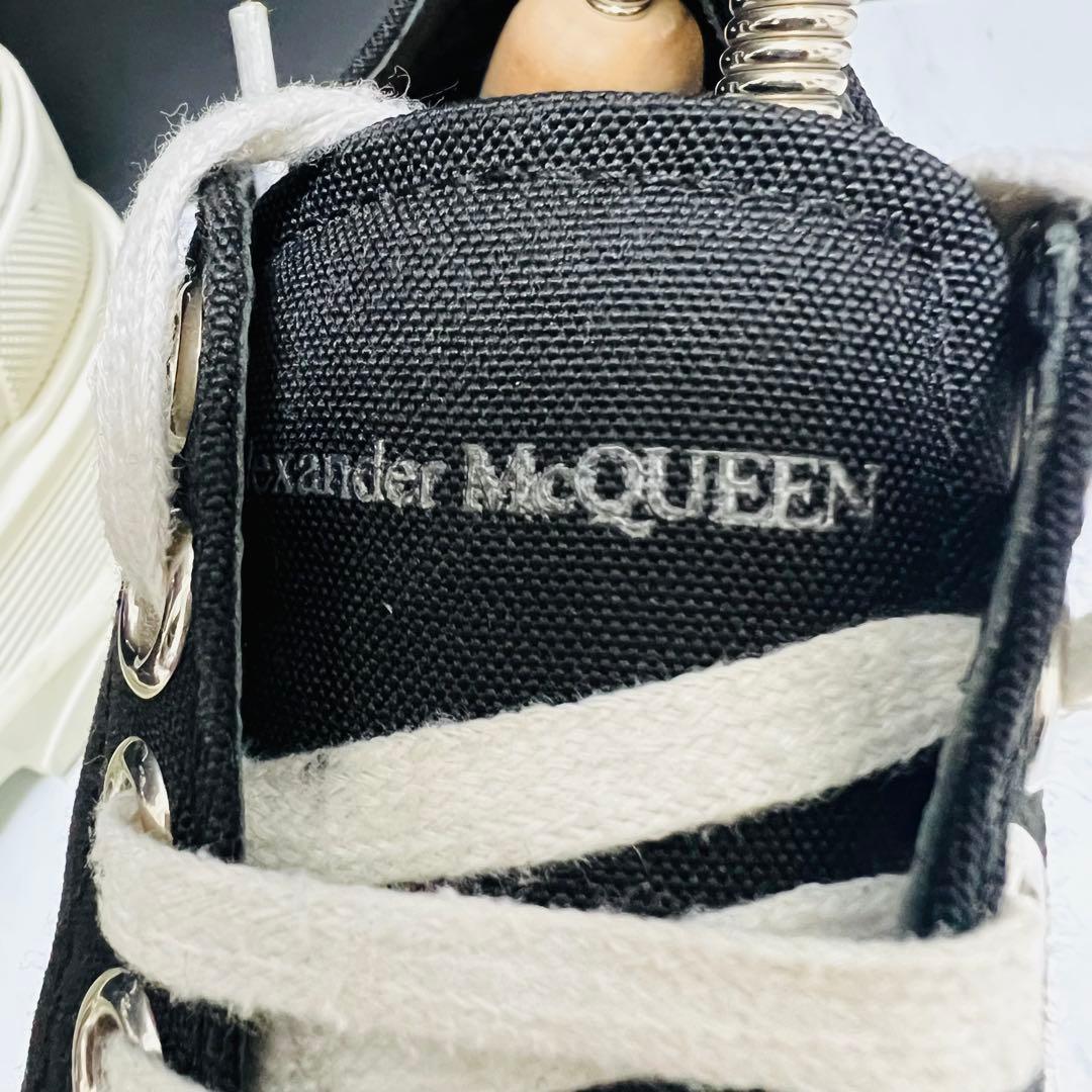 美品 アレキサンダーマックイーン トレッドスリック 厚底 22.5相当 黒白