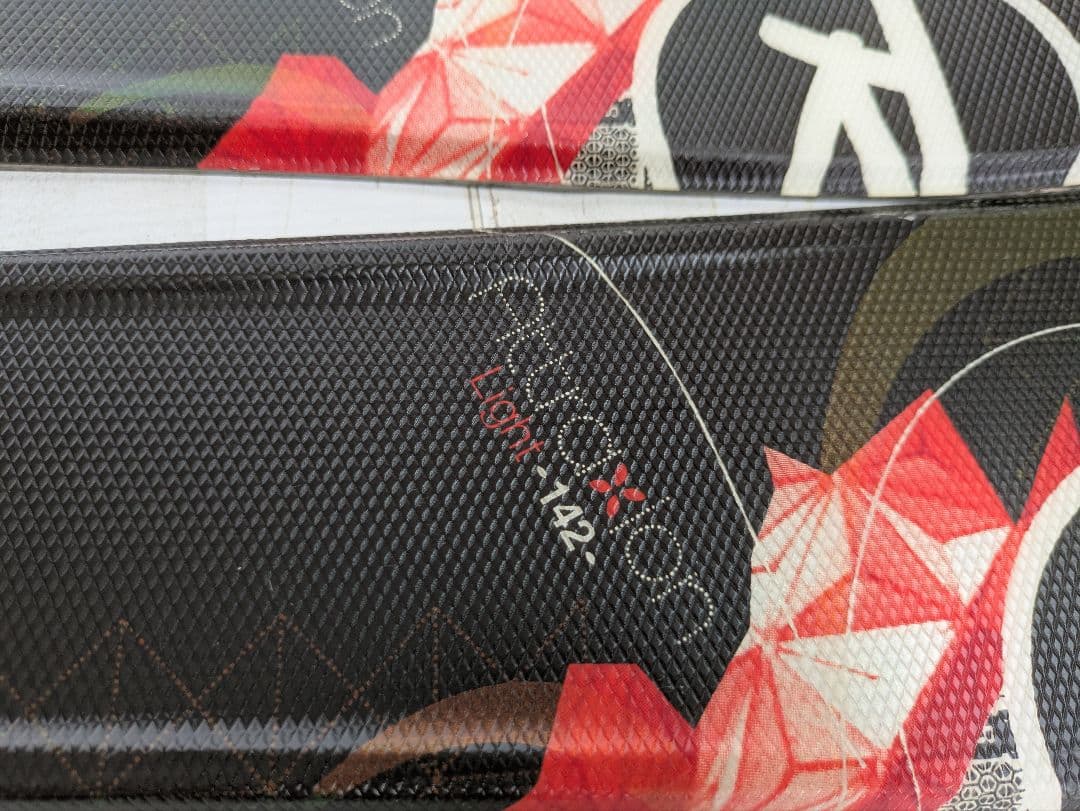 ROSSIGNOL スキー板 Attraxion light レディース