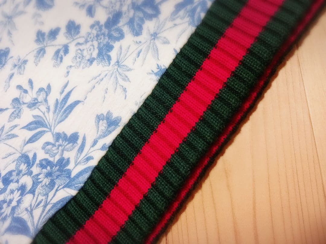 あ*る様 GUCCI　希少　ワンピース　スウェット　シェリーライン　花柄　卒業式