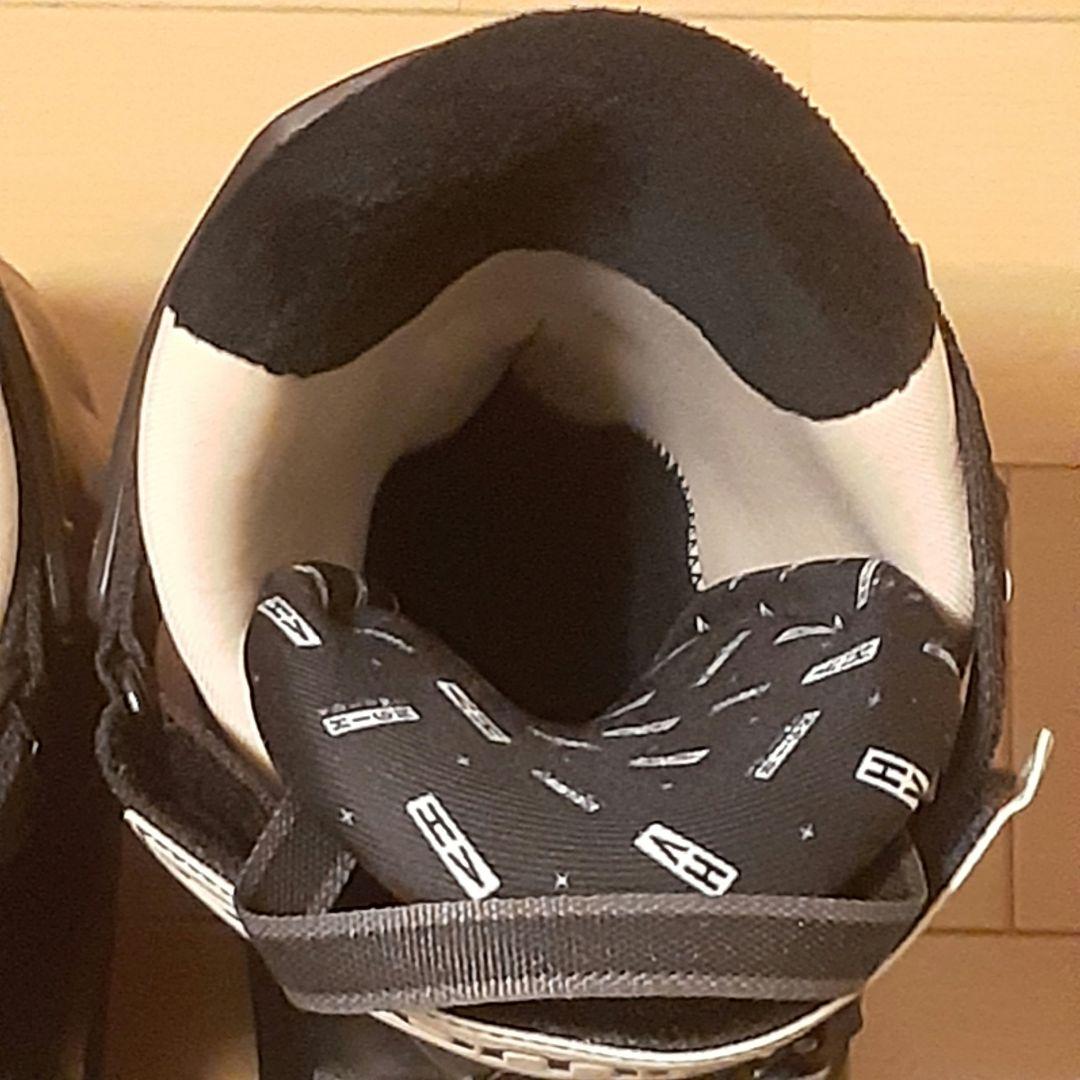 SALOMON スキーブーツ　SELECT HV 90　EAZY STEP IN