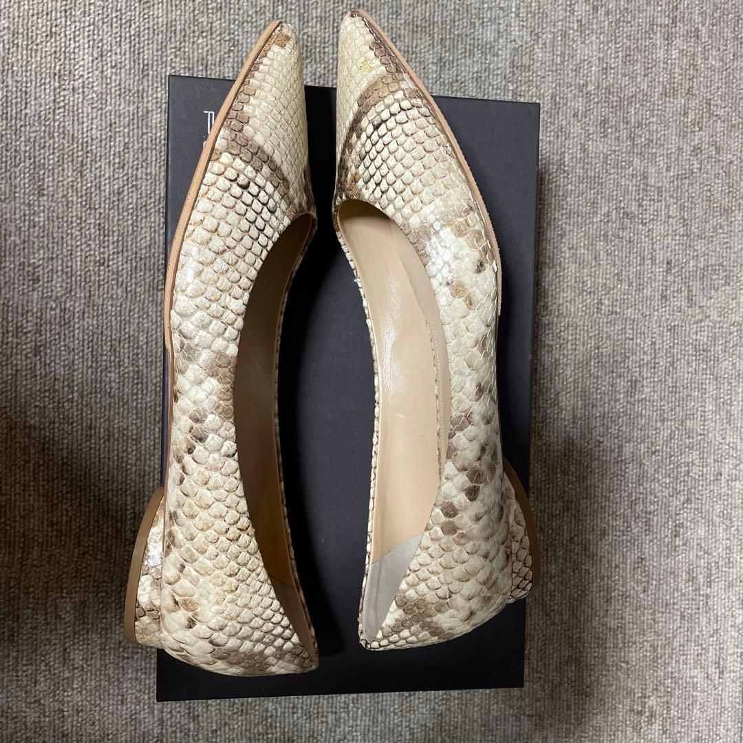 PELLICO ヘビ柄 ポインテッドトゥ フラットシューズ