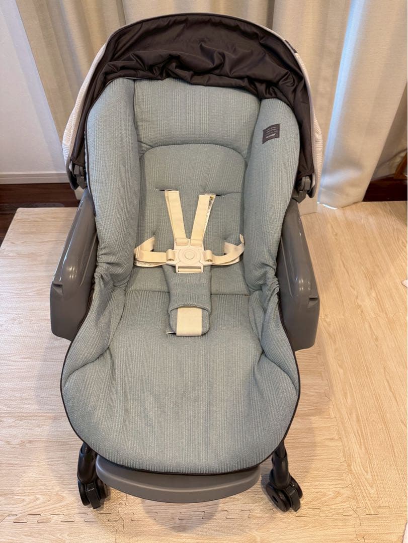 Combiネムリラ AUTO SWING