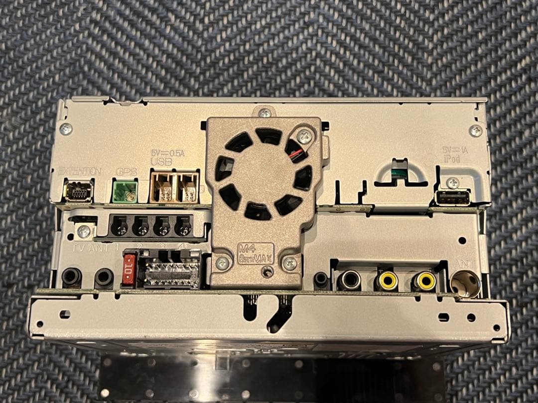 カロッツェリア AVIC-RL900 8インチ JF1/JF2用パネル付き