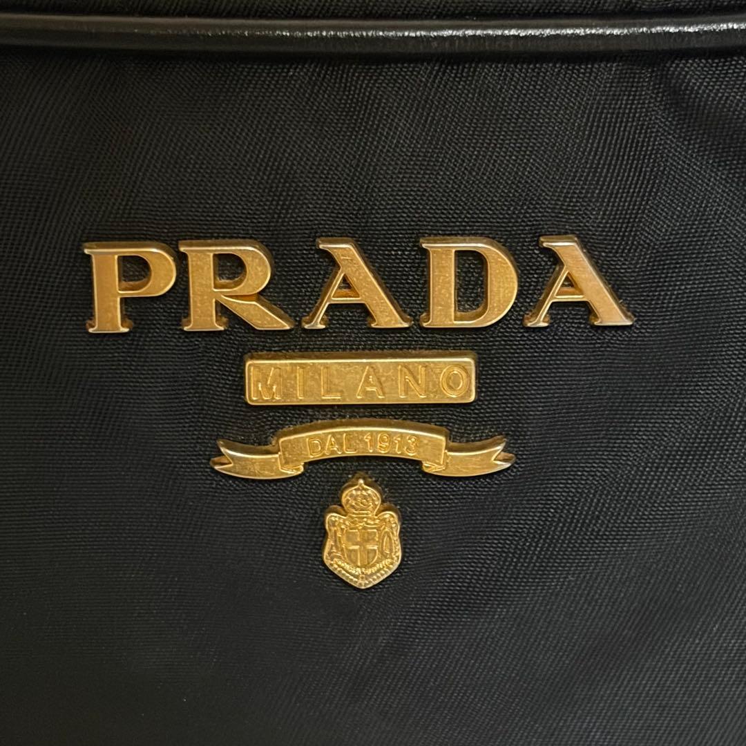 美品　プラダ　ナイロン　カメラバッグ　ショルダーバッグ　ブラック　1BH089