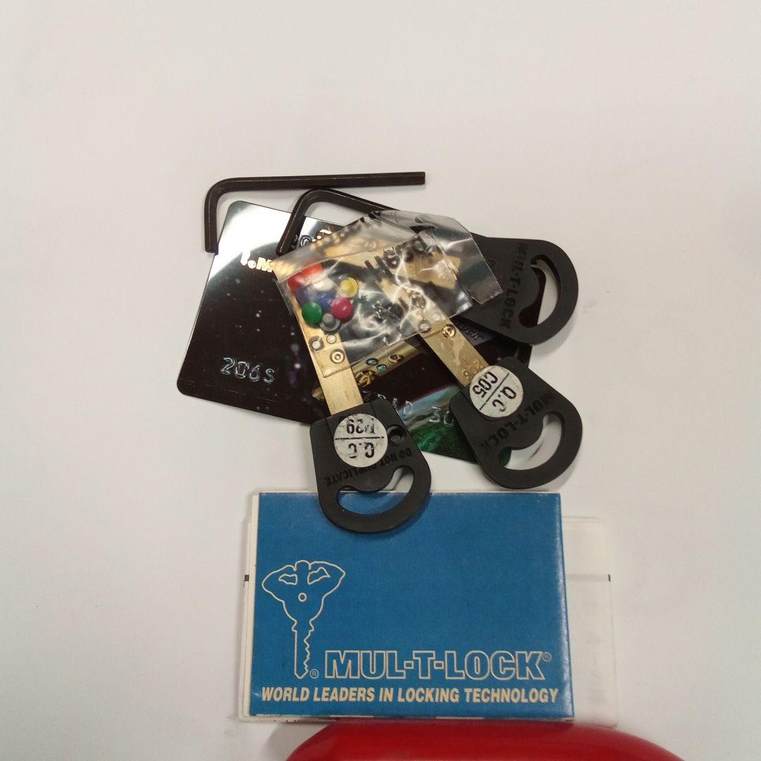 マルティロック　MVP#3　クロスステアリングホイールロック