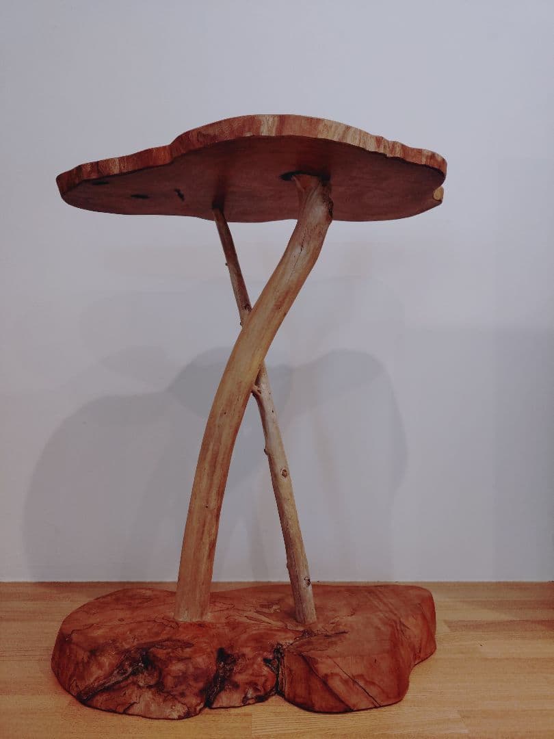 古材と流木のサイドテーブル！！