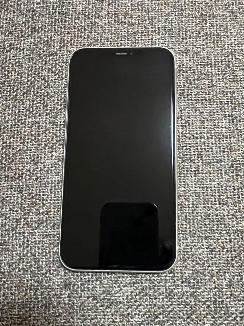 iPhone11 64GB ホワイト　本体