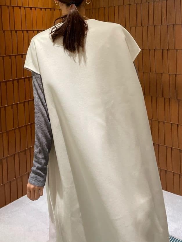 TOMORROWLAND 18万ウールカシミヤライトリバー ベルテッドロングジレ