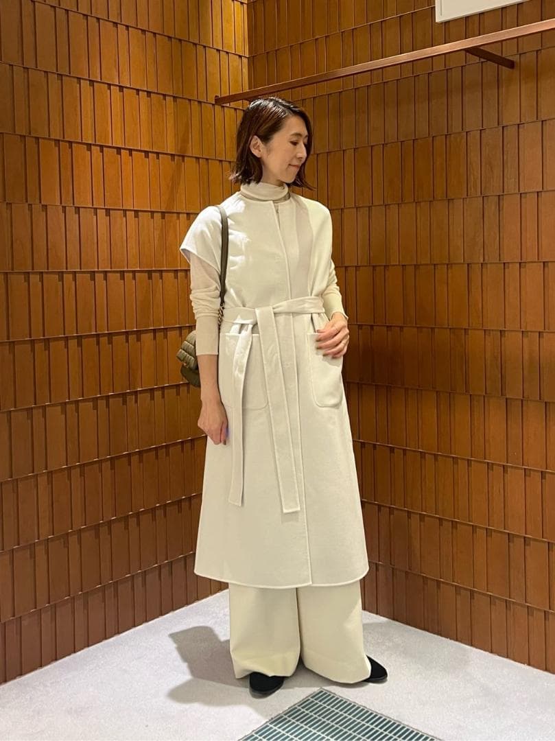 TOMORROWLAND 18万ウールカシミヤライトリバー ベルテッドロングジレ