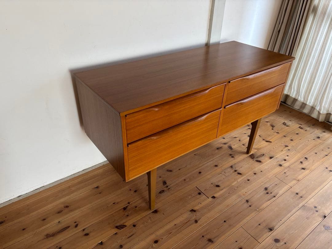 北欧ヴィンテージ　デンマーク　サイドボード