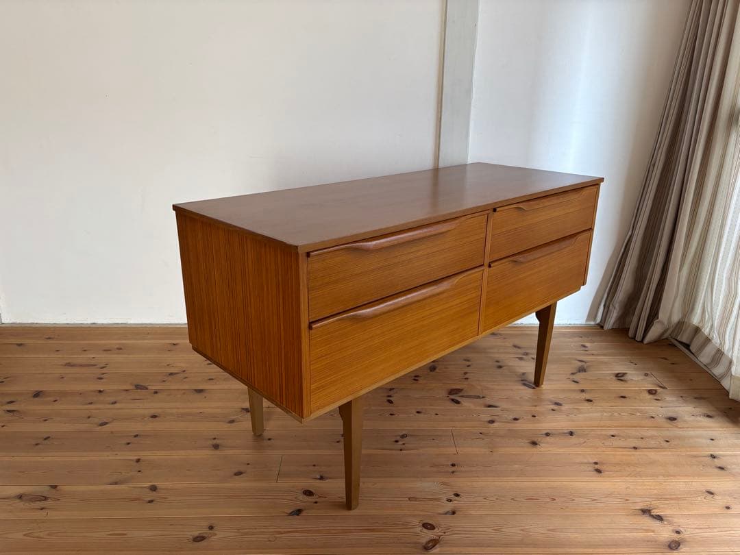 北欧ヴィンテージ　デンマーク　サイドボード