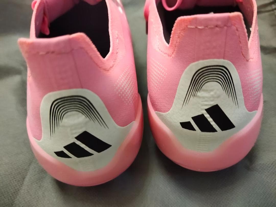 adidas Predator ベッカムモデル ピンク