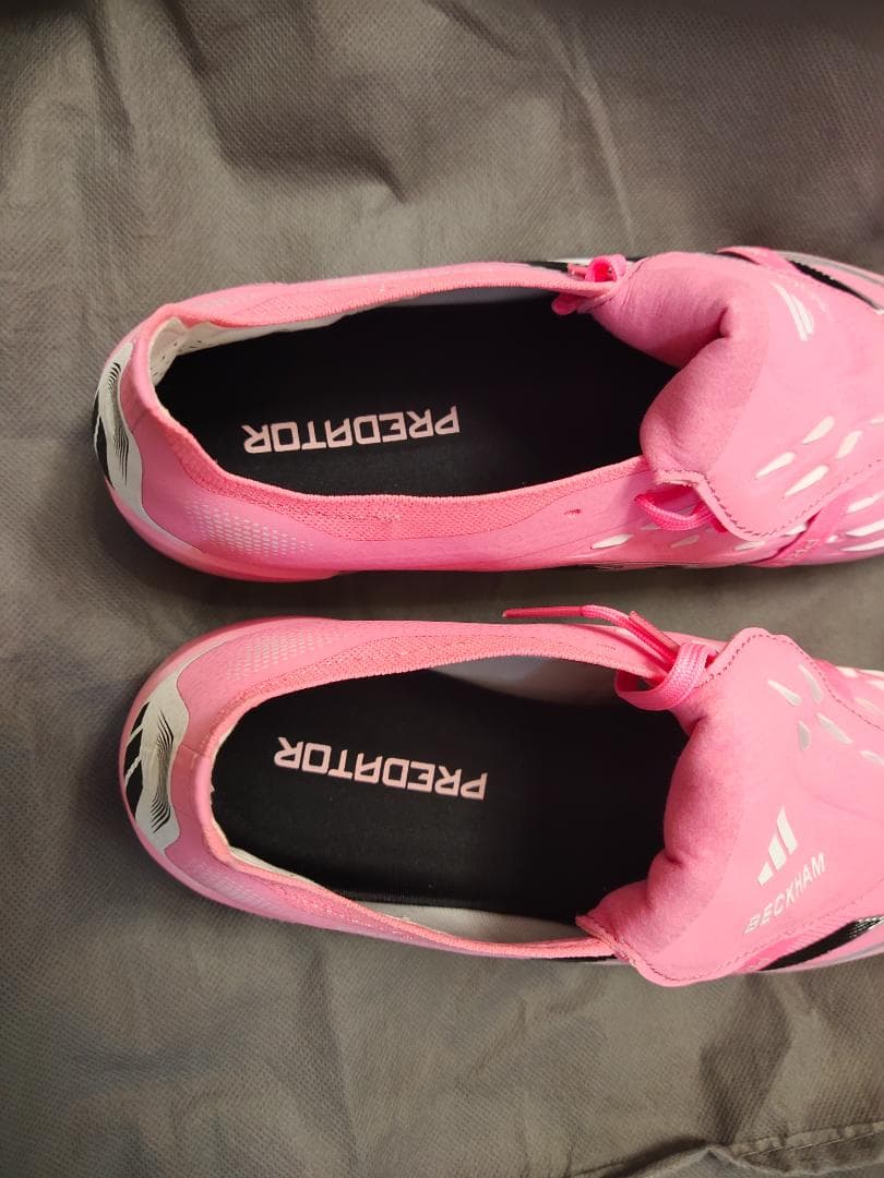 adidas Predator ベッカムモデル ピンク