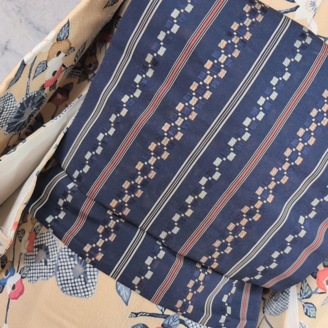 小紋単品　着物　正絹　椿　花柄　黄ベージュ地　可愛　着物美品　D2