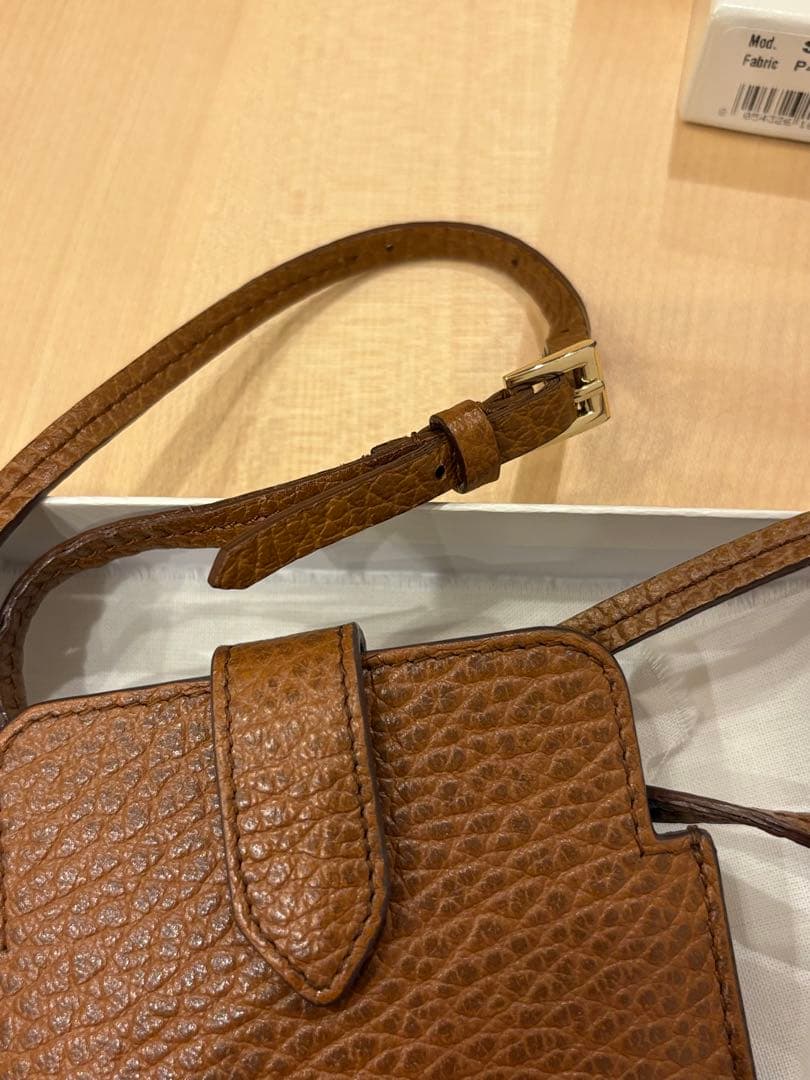 マルジェラ　スマホショルダー