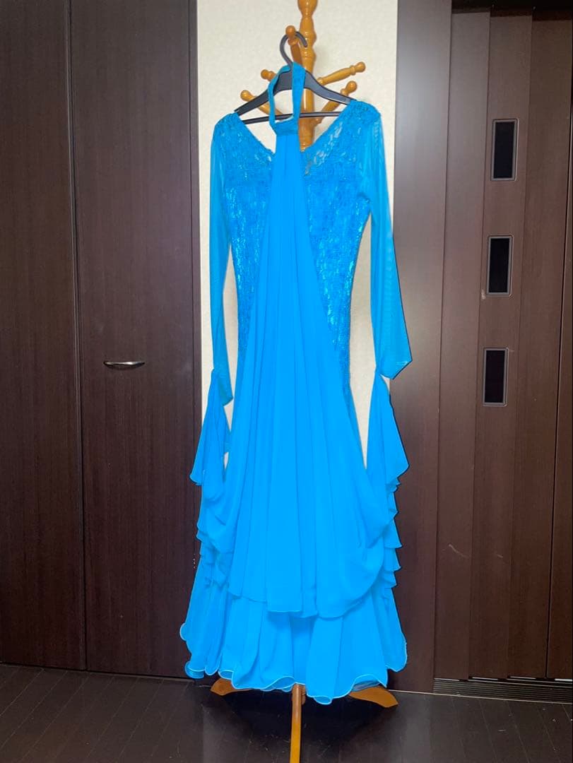 青い社交ダンス用ロングドレス