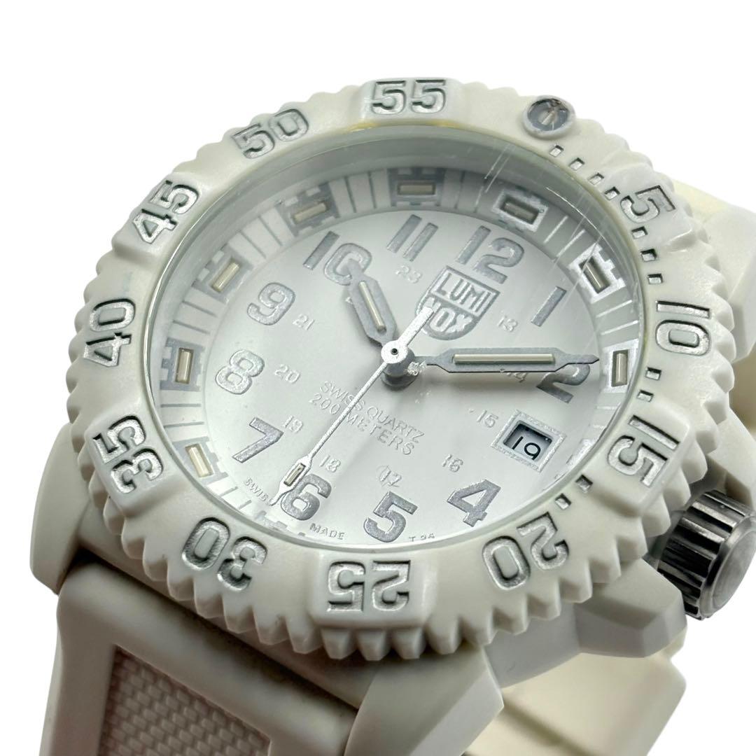 ルミノックス 腕時計 ネイビーシールズ ホワイトアウト 3050 稼動 ダイバー