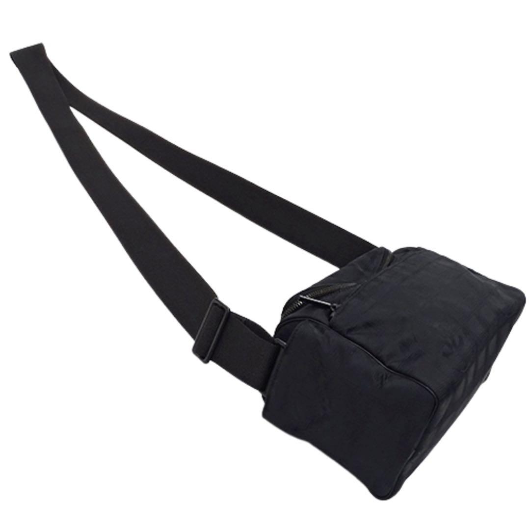 ぶぅちゃんCHANEL ブラック ショルダーバッグ