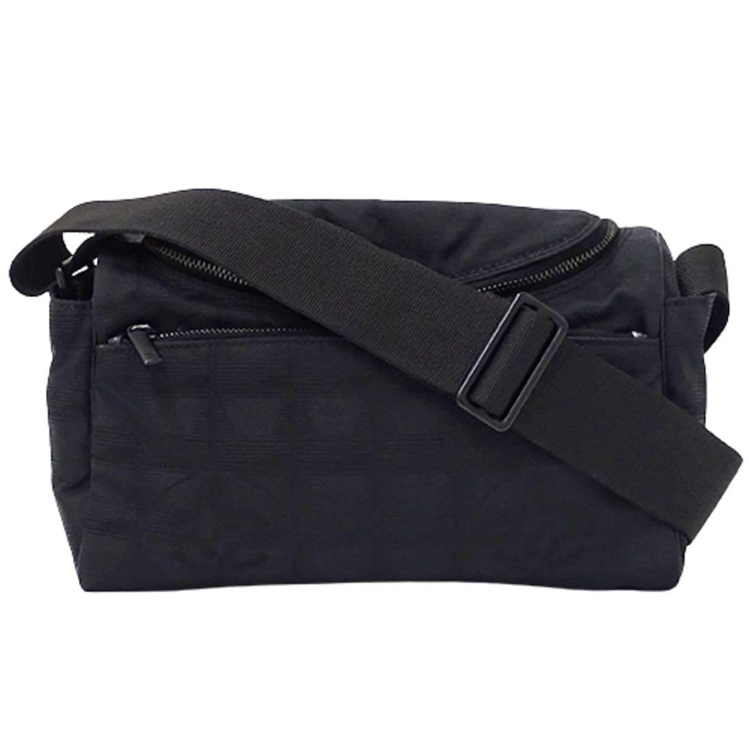 ぶぅちゃんCHANEL ブラック ショルダーバッグ