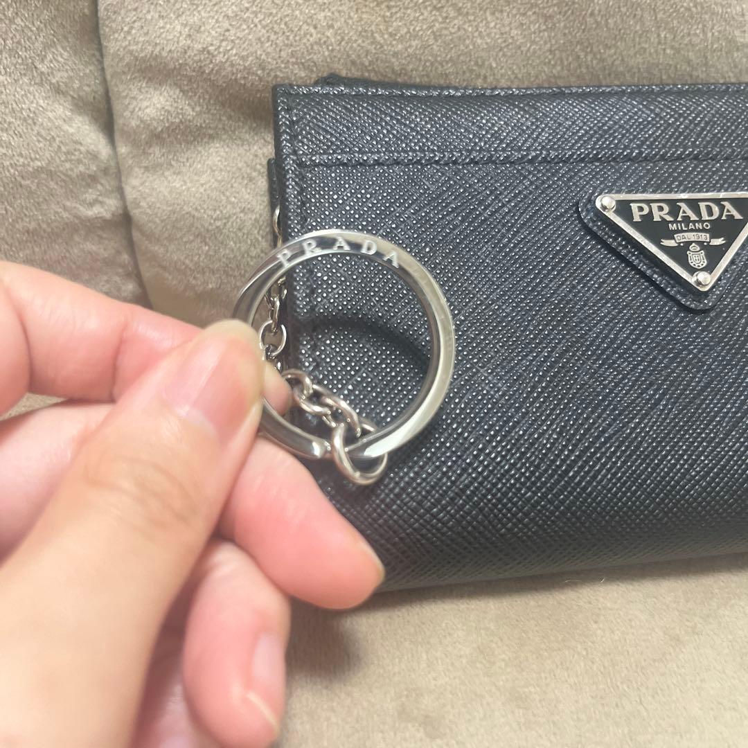 プラダ　サフィアーノ　トライアングル　キーリングウォレット